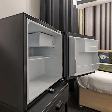 Stay Hub City Centre -Self Check-In Hotel-3